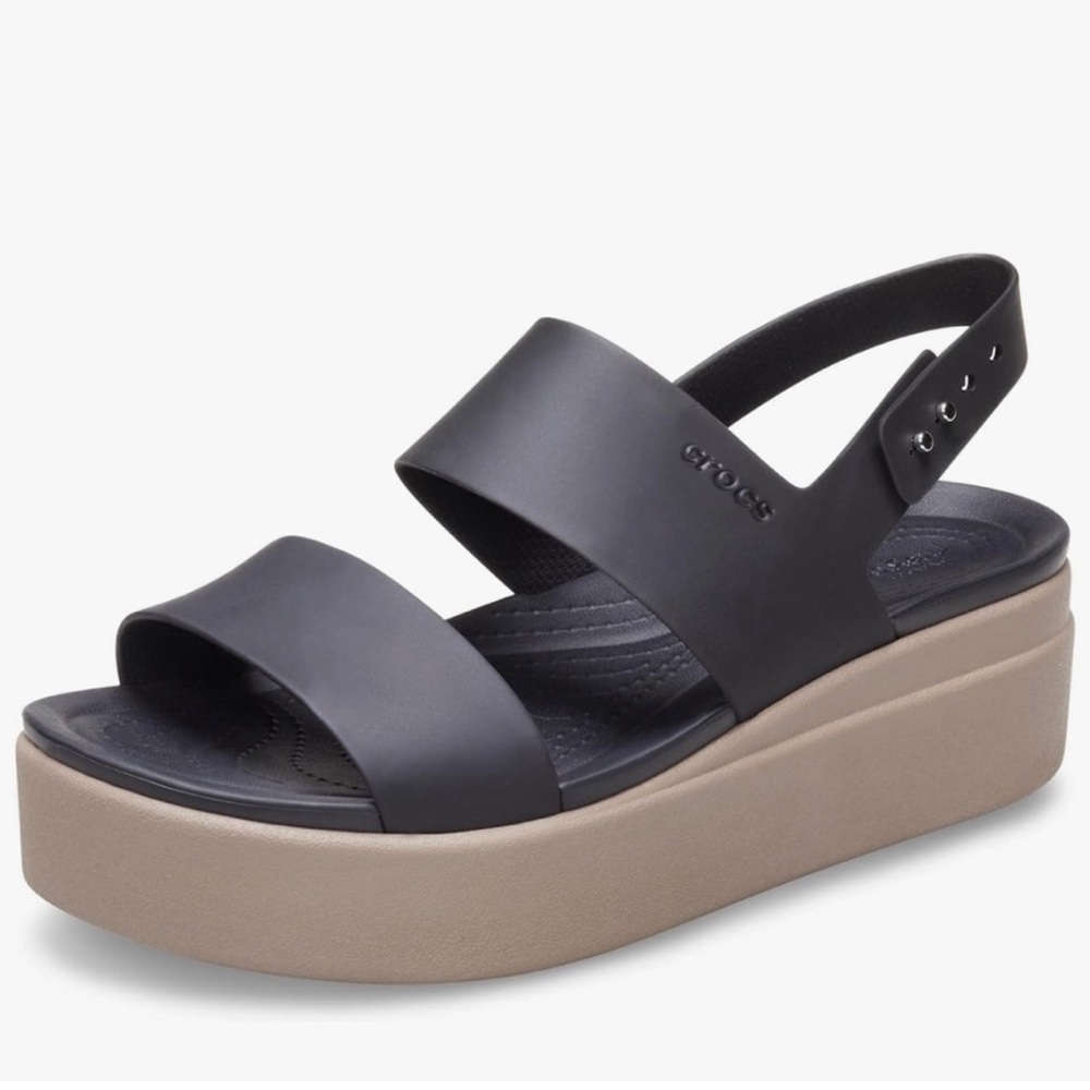 Crocs Brooklyn Low Wedge Sandals NWT women'ss size 10 comfy sandal black & tan